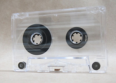 transparent cassette with clear liner and no screws